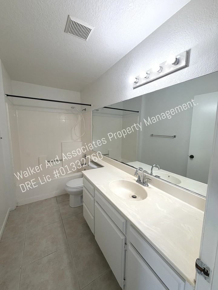 110 Goodwin Rd #1 - Photo 6 of 24