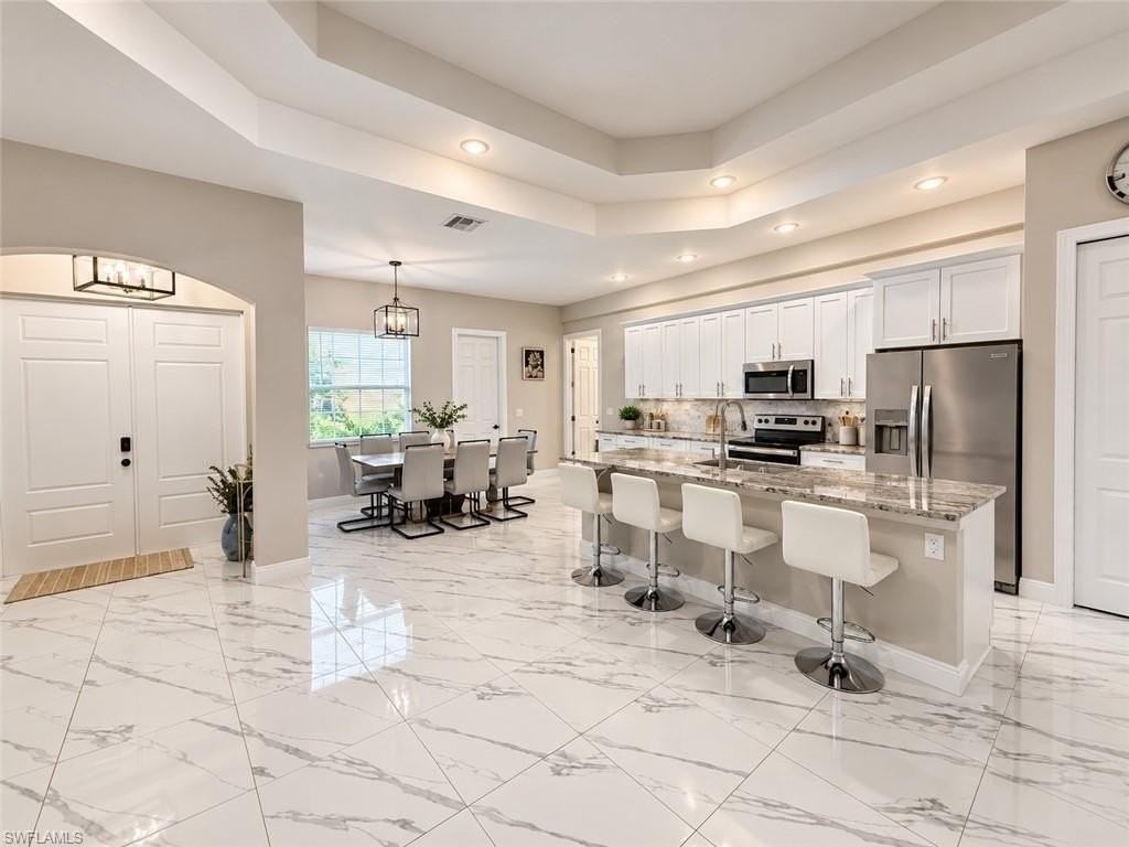 2608 38th St Sw - Photo 4 of 13
