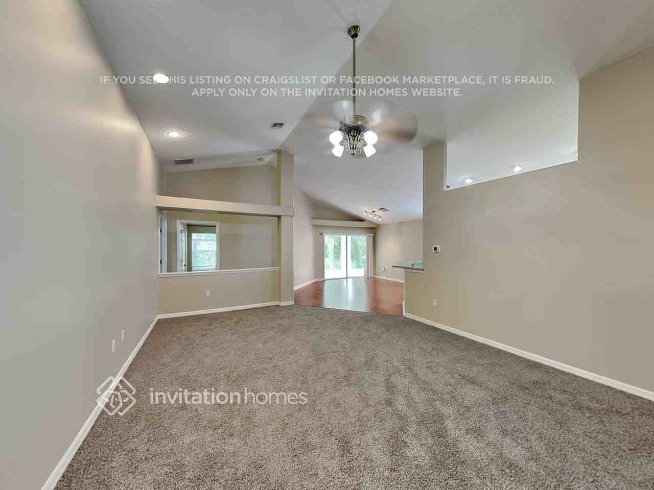 33238 Irongate Dr - Photo 4 of 22