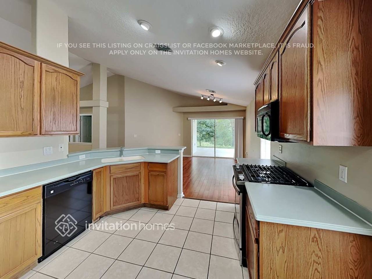 33238 Irongate Dr - Photo 7 of 22
