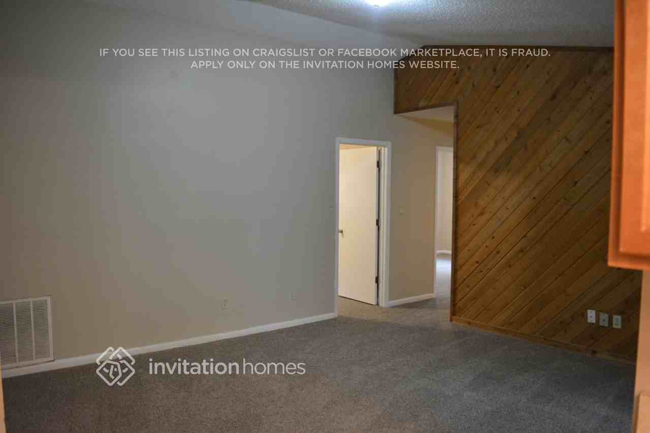 9413 Lake Douglas Pl - Photo 2 of 7