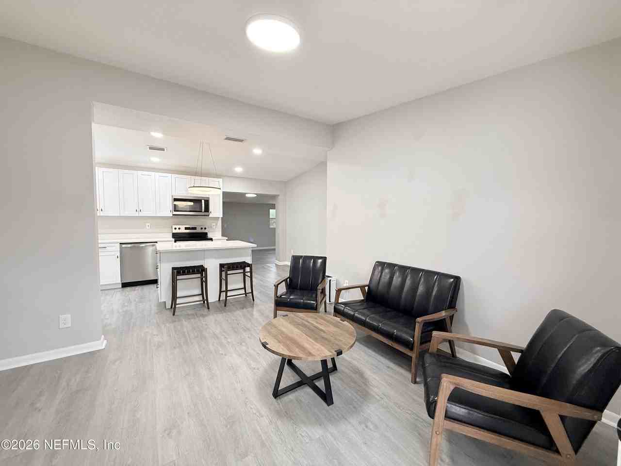 8114 Patou Dr S - Photo 4 of 29