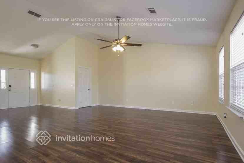 806 Stonecrest Ct - Photo 4 of 23