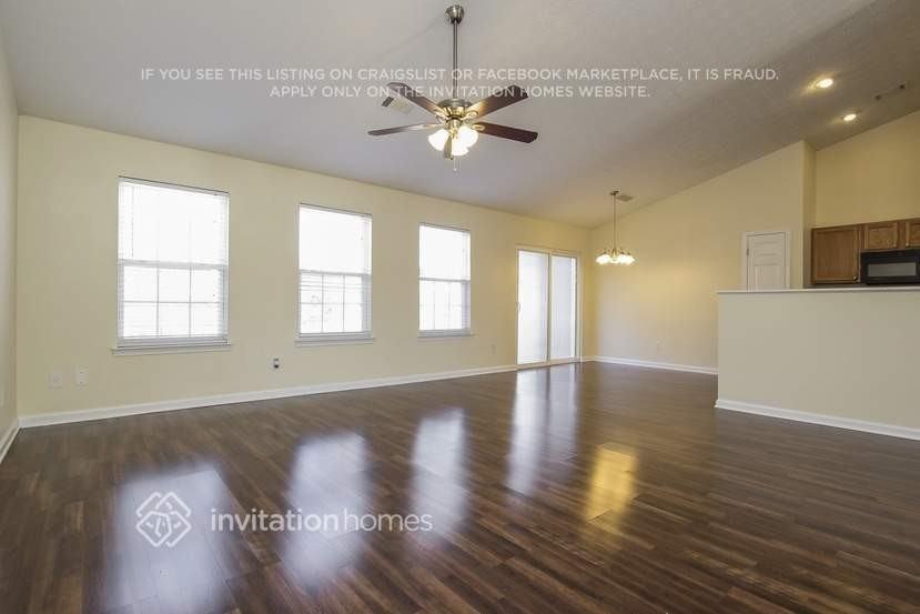 806 Stonecrest Ct - Photo 6 of 23