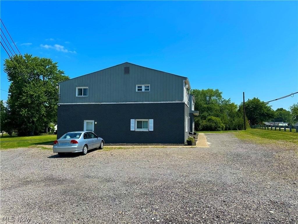 5885 Youngstown Hubbard Rd #3 - Photo 2 of 13