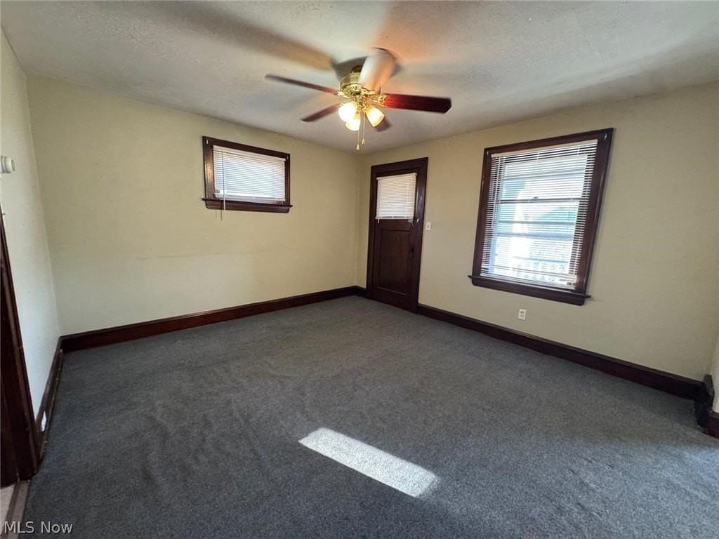 3706 Stickney Ave - Photo 2 of 5