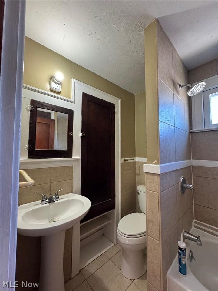 3706 Stickney Ave - Photo 3 of 5