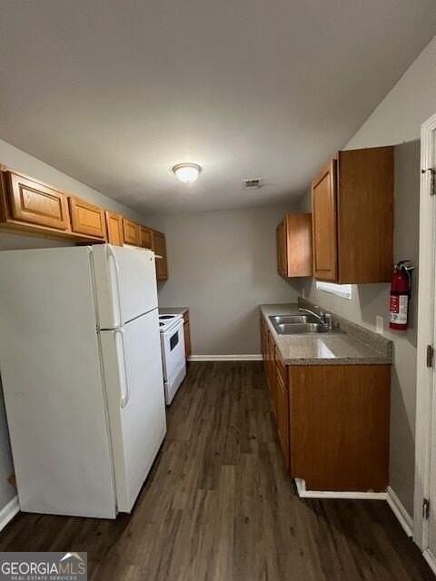 529 Railroad St - Photo 6 of 22