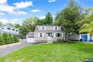 featured image of 59 Delmar Ave