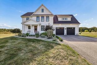 19 Seward Farm Ln - Photo 1 of 1