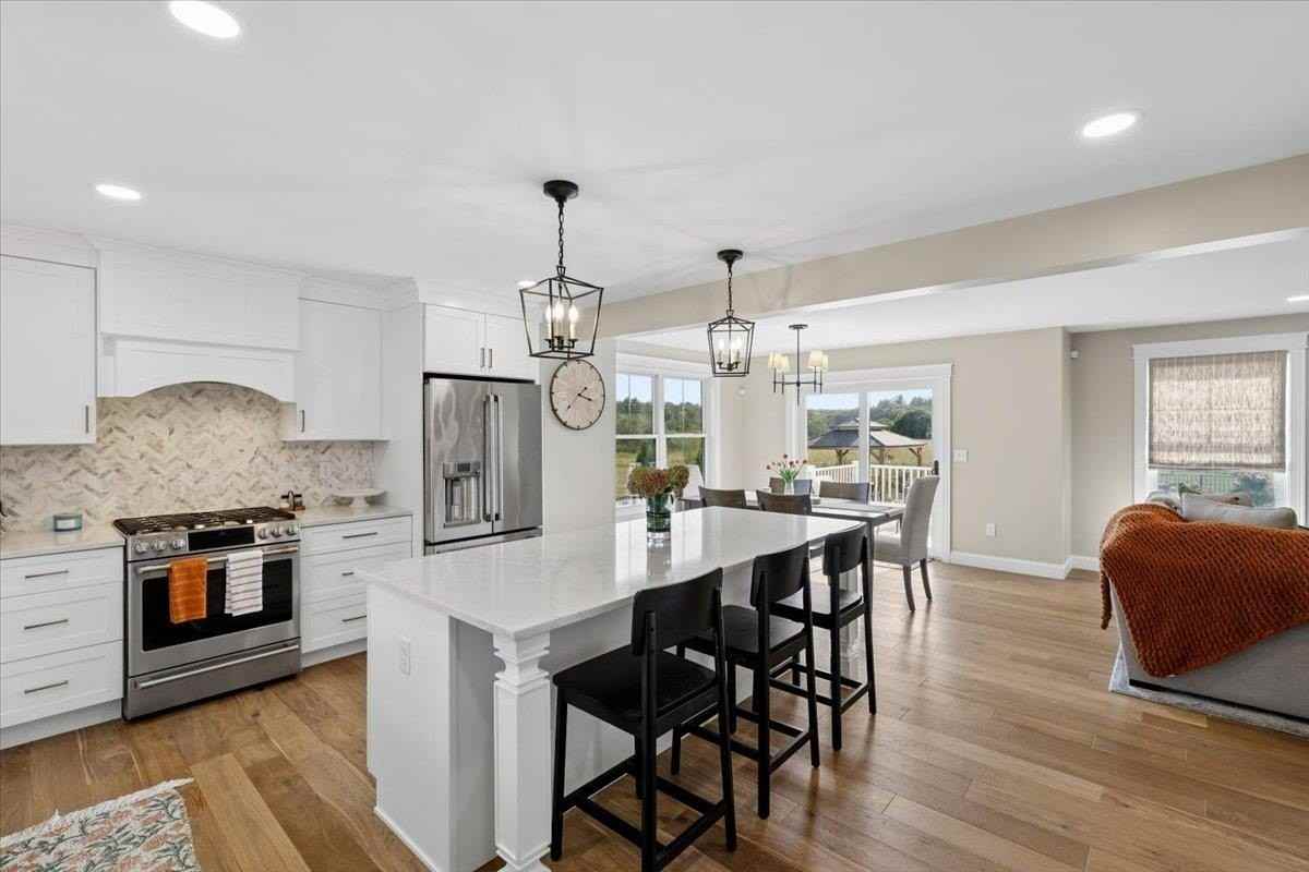 19 Seward Farm Ln - Photo 6 of 33
