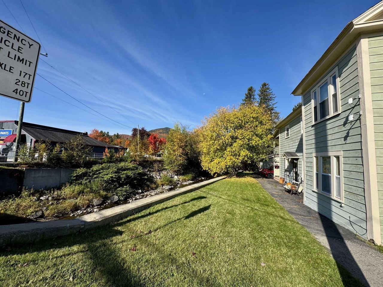 139 Main St - Photo 7 of 8