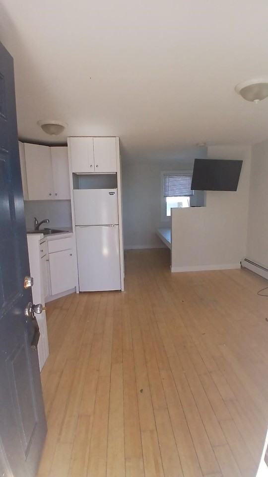 497 Ocean Blvd #4 - Photo 4 of 8