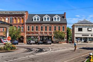 featured image of 85 Water St #8