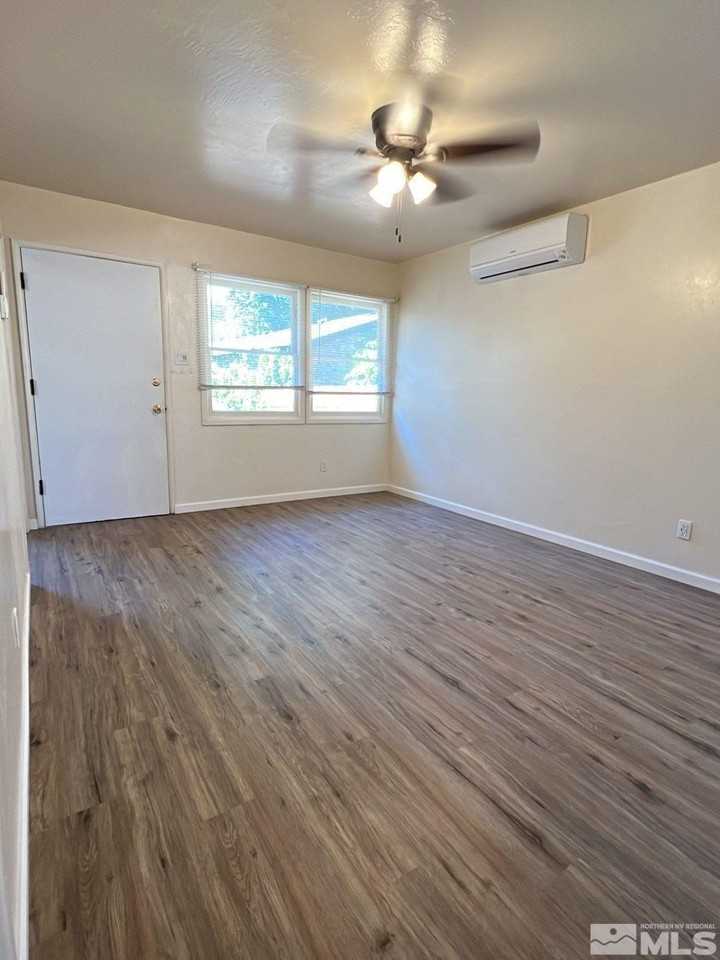 351 W Arroyo St - Photo 3 of 16