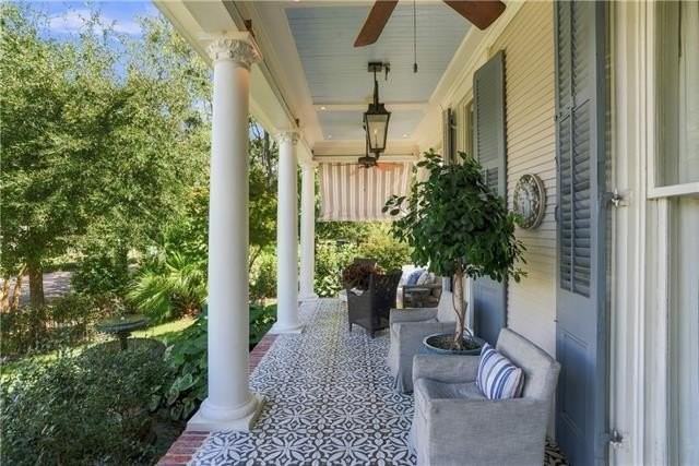 2726 Esplanade Ave - Photo 4 of 50