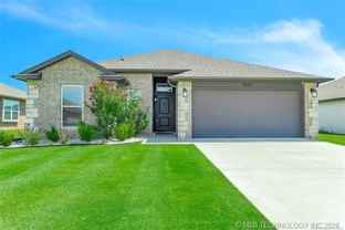3943 S 149th East Ave - Photo 1 of 1
