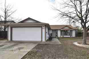 1421 Hickory St - Photo 1 of 1