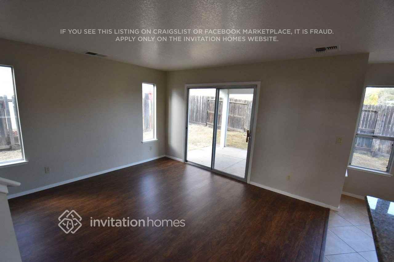 5627 Bolton Way - Photo 5 of 18