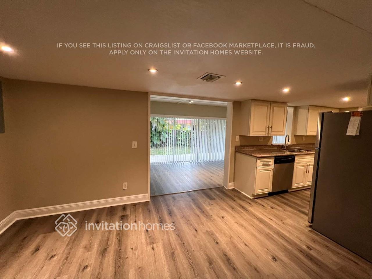 7801 Nw 67th Ave - Photo 4 of 16
