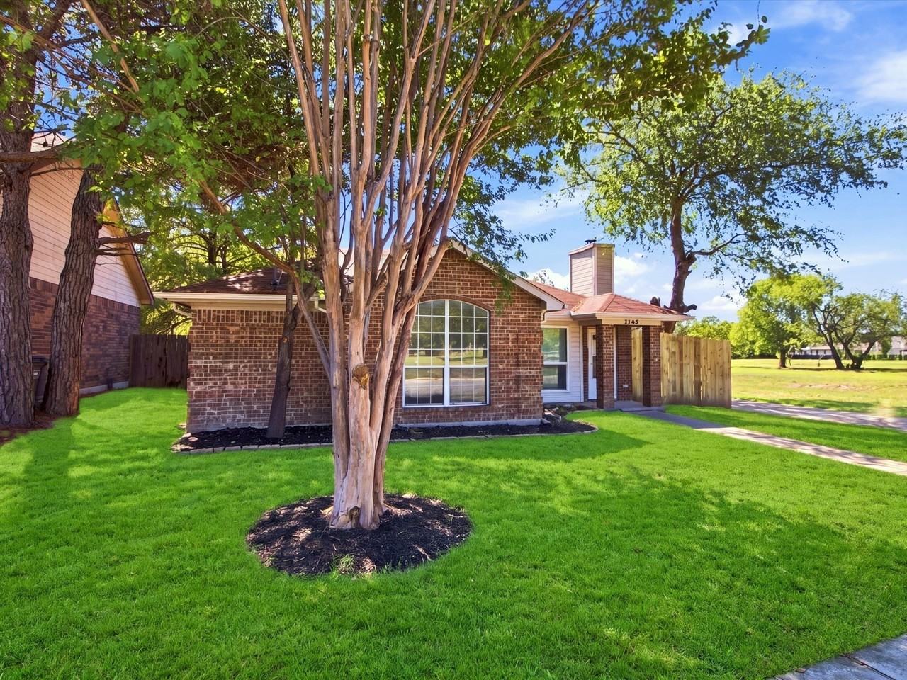 7562 John T White Rd - Photo 2 of 36