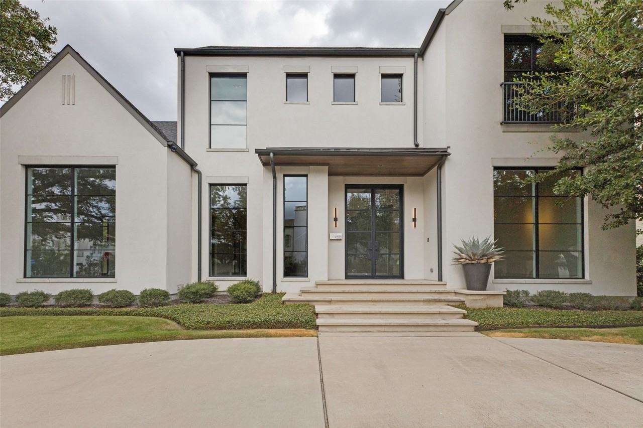 4352 Fairfax Ave - Photo 3 of 40