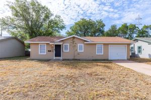 featured image of 2809 S 27th St