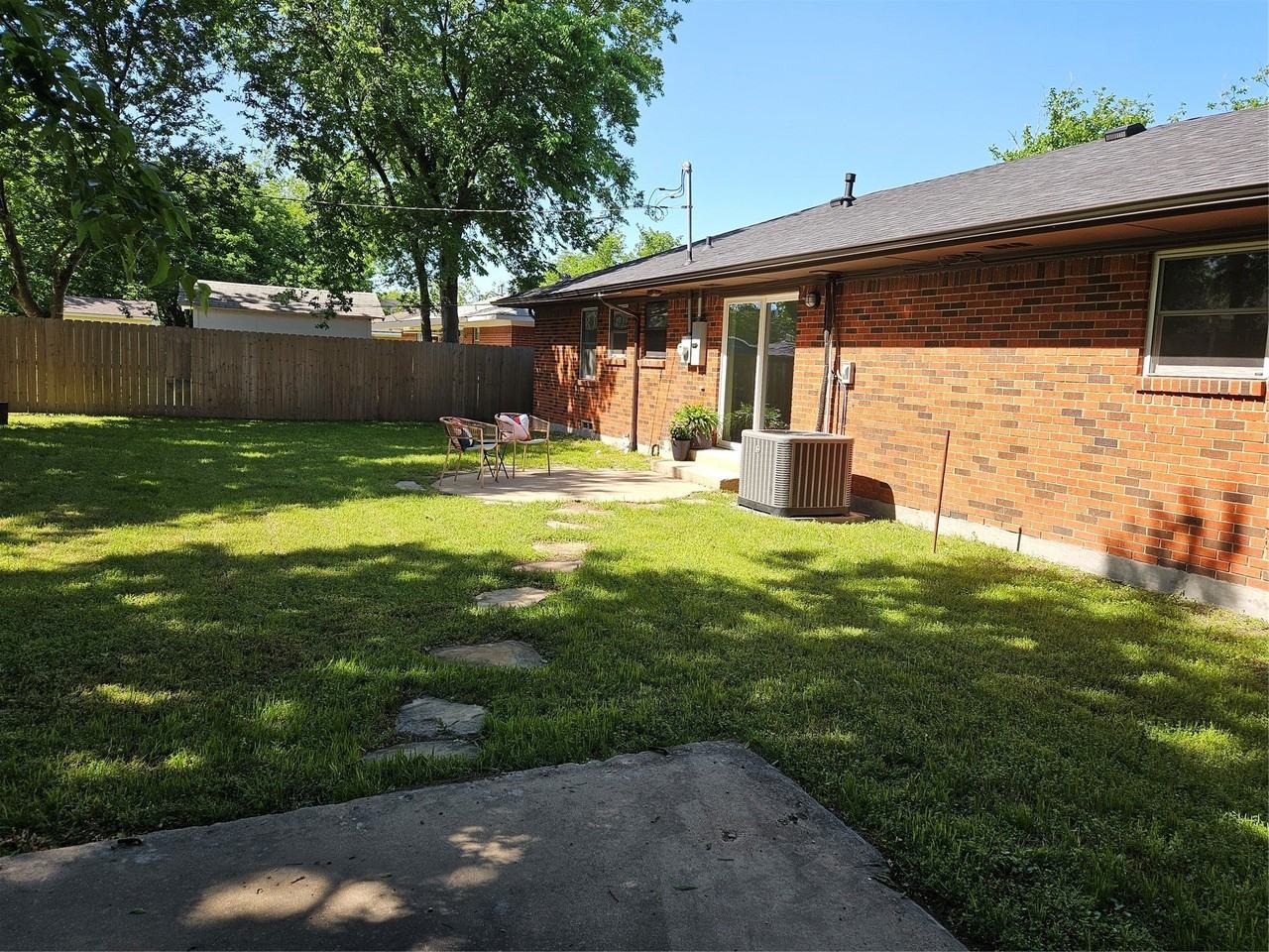 1306 N Powell Pkwy - Photo 6 of 14