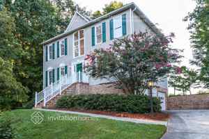 featured image of 3700 Turret Dr