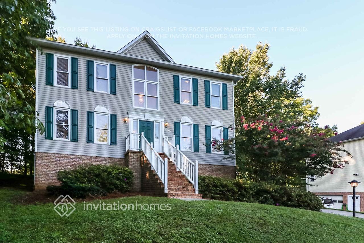 3700 Turret Dr - Photo 2 of 21