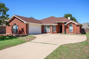 633 Dover Heights Trl - Photo 1 of 1