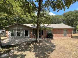 featured image of 213 Glenhaven Dr