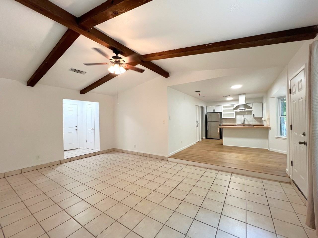 213 Glenhaven Dr - Photo 5 of 21
