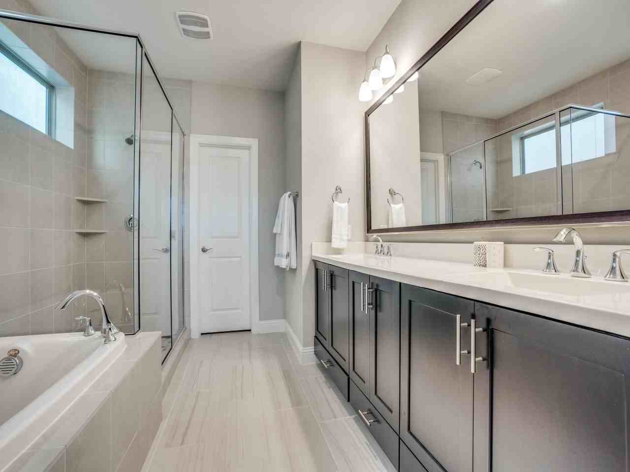 1074 Manacor Ln - Photo 6 of 12