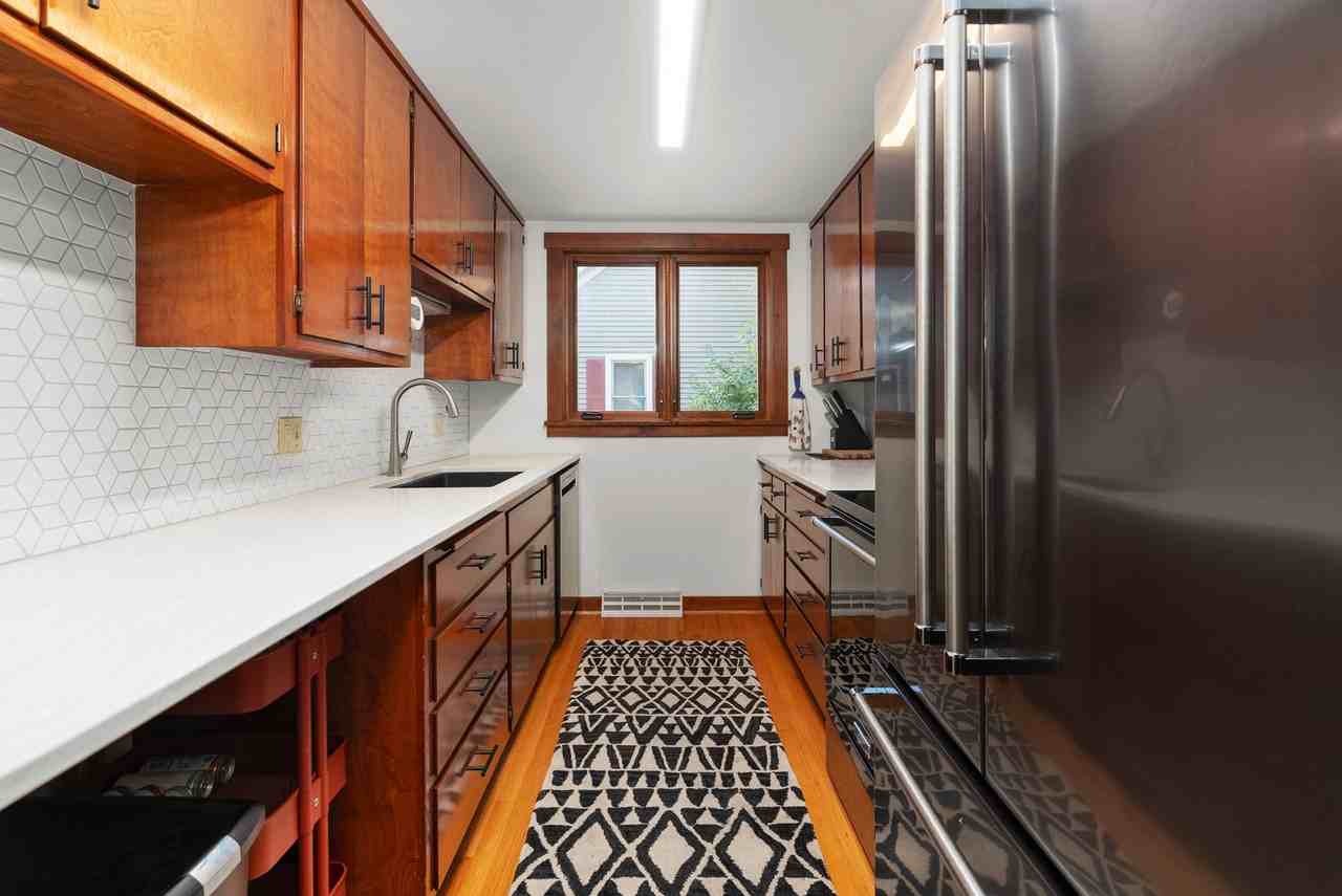 1018 Shorewood Blvd #1 - Photo 5 of 18