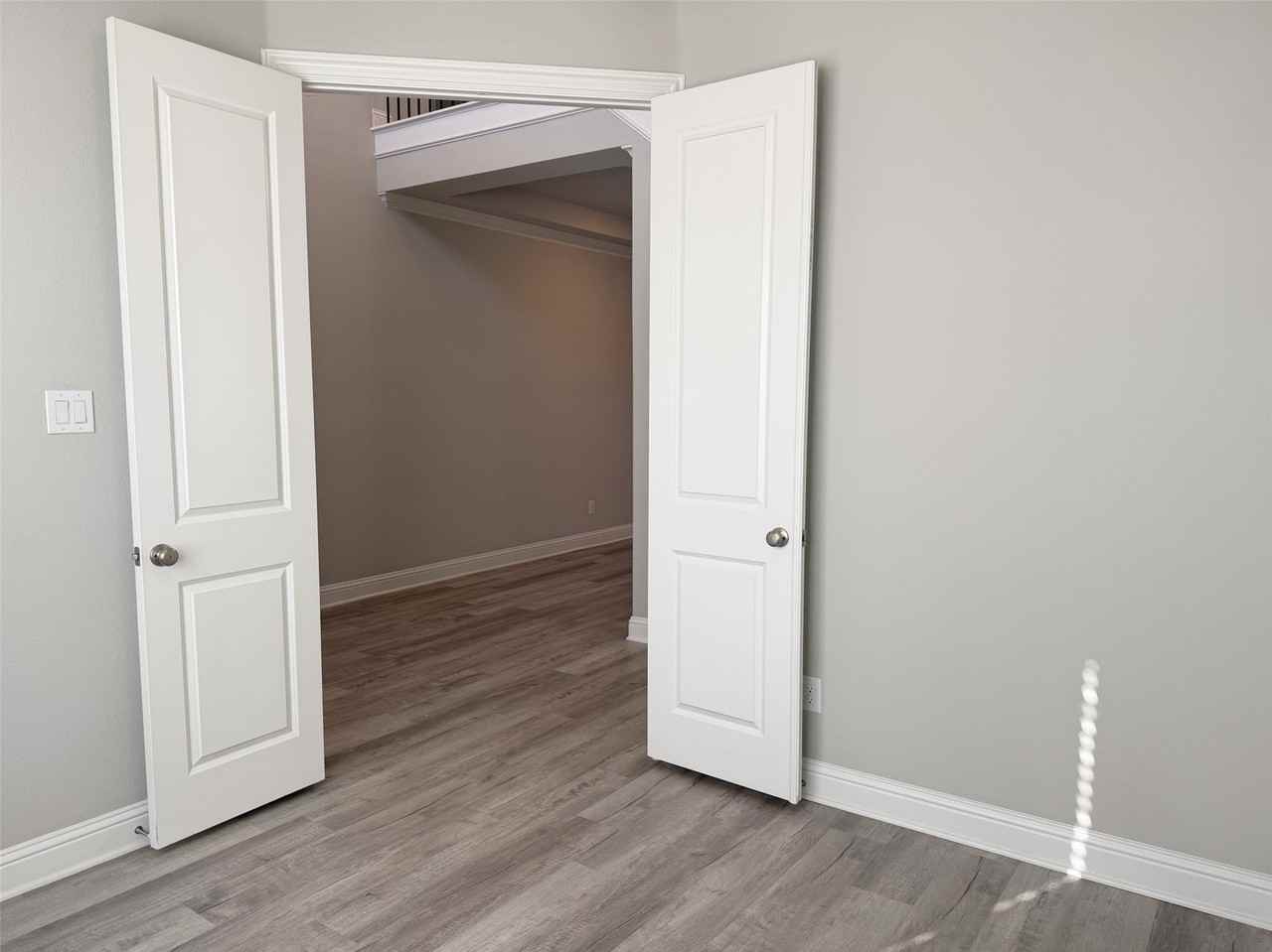 4704 Hammerstein Blvd - Photo 6 of 40