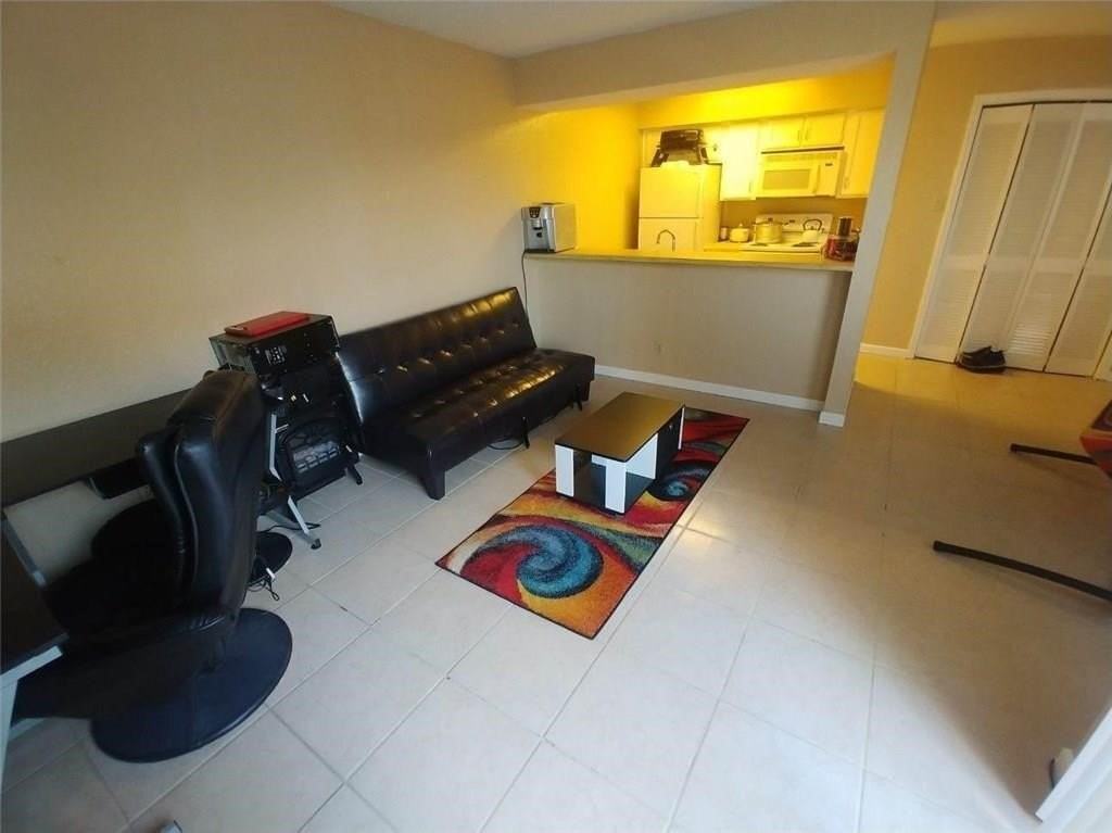 9811 Walnut St #304 - Photo 2 of 11