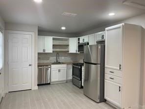 1903 Shawnee St #B - Photo 7 of 12