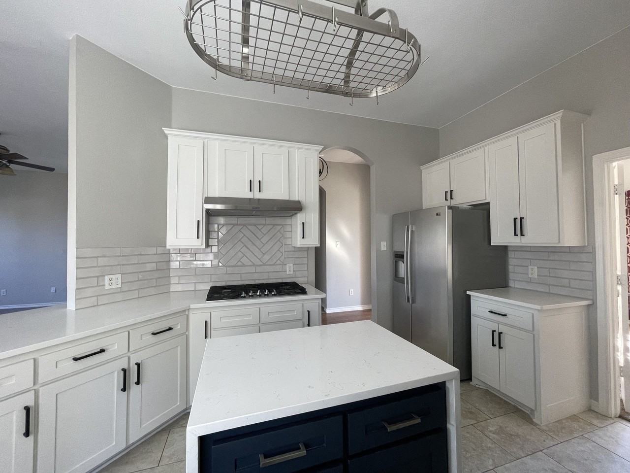 6505 Josephine Dr - Photo 7 of 34