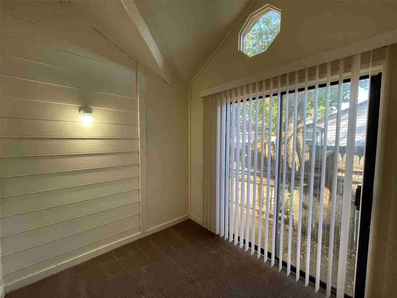 10404 Cork Oak Cir - Photo 5 of 10
