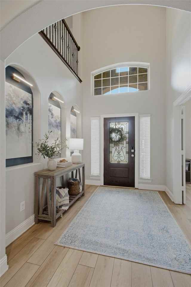4317 Lakeview Dr - Photo 4 of 39