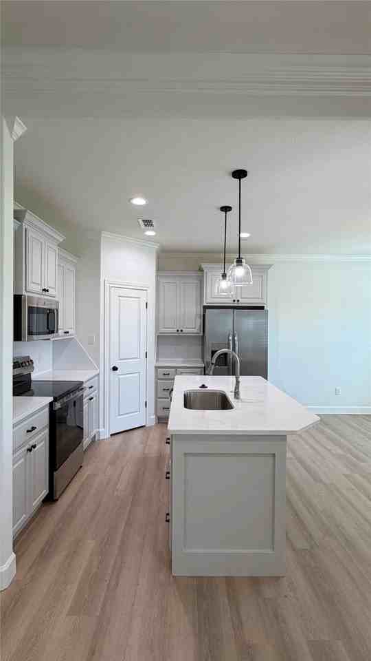 7577 Wildflower Way - Photo 5 of 39