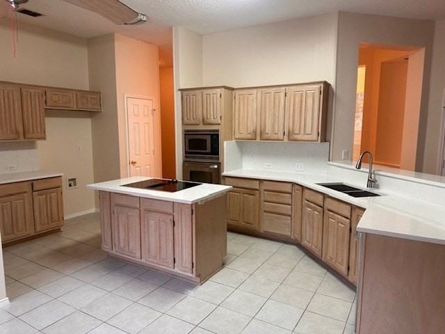 12018 Biloxi Dr - Photo 3 of 16