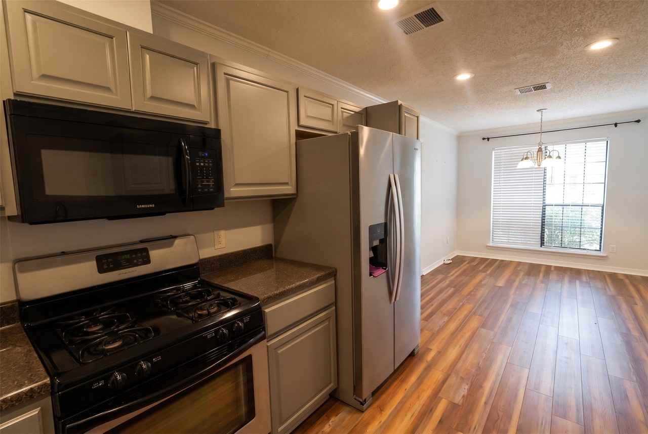 5715 Kristen Ave - Photo 7 of 20