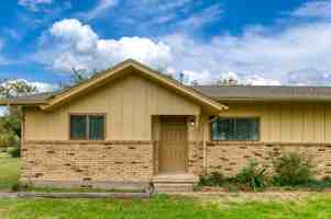 featured image of 3800 Acton Hwy
