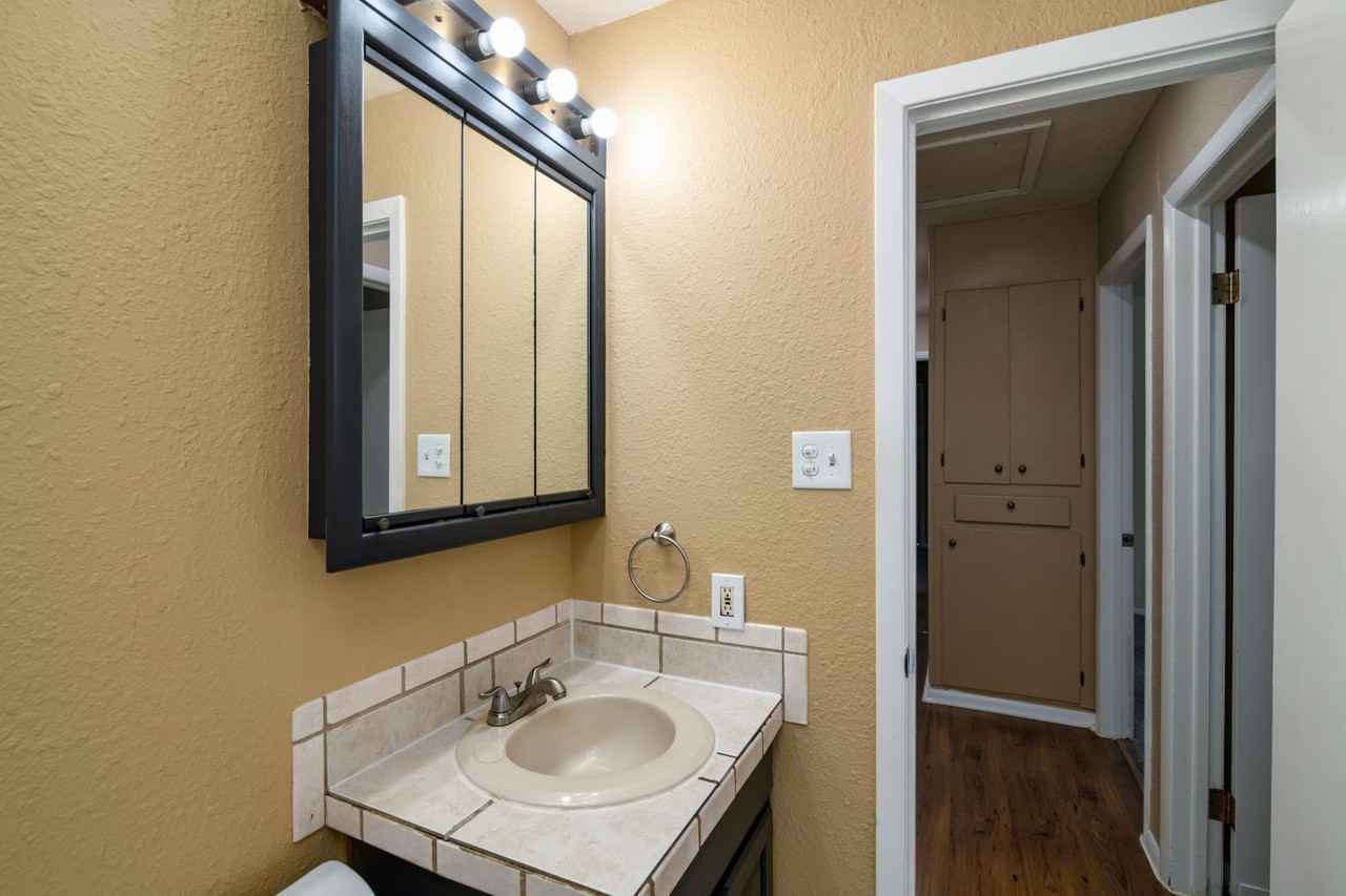 3800 Acton Hwy - Photo 4 of 33