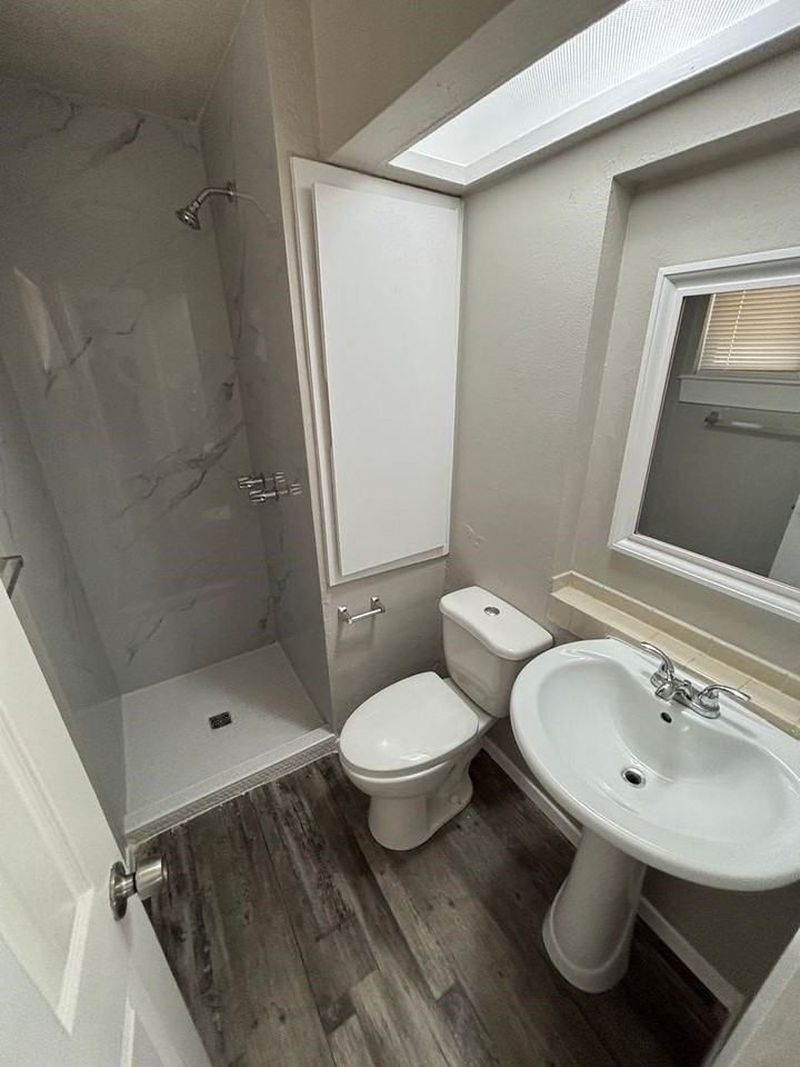 2522 Cunningham St - Photo 3 of 18