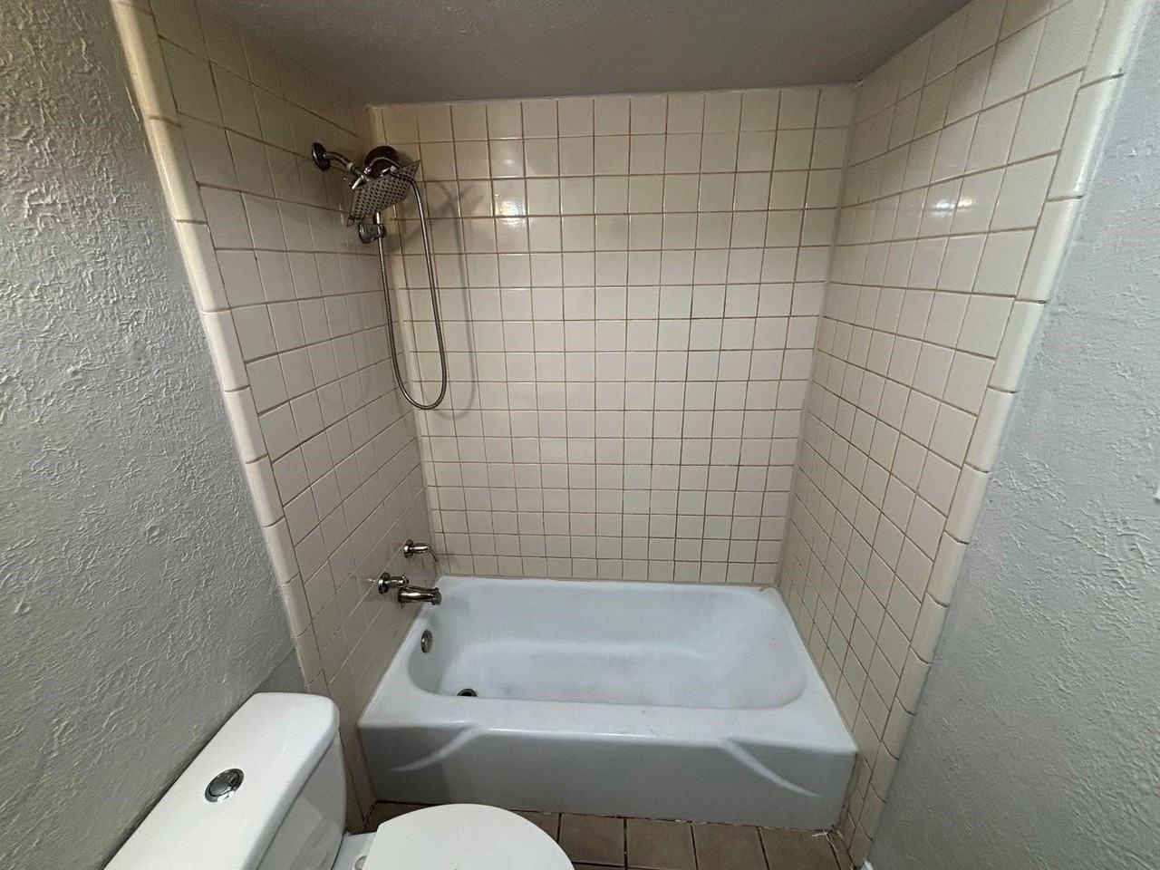 2522 Cunningham St - Photo 6 of 18
