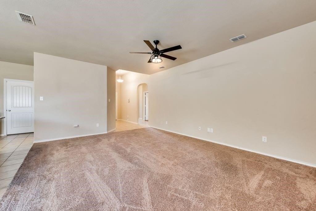6320 Eagle Pier Way - Photo 4 of 29