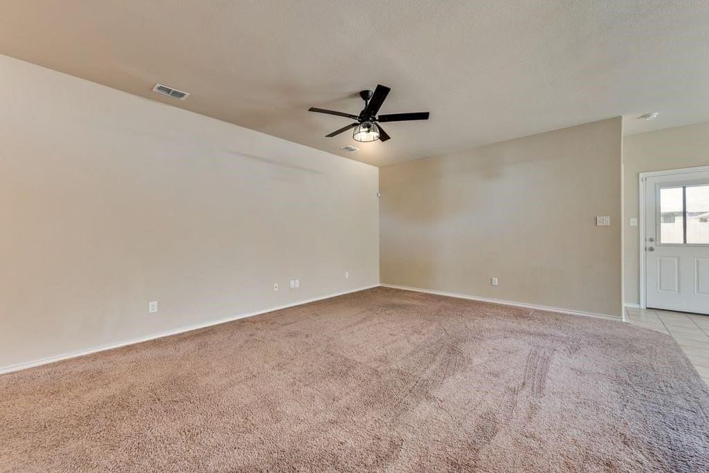 6320 Eagle Pier Way - Photo 5 of 29